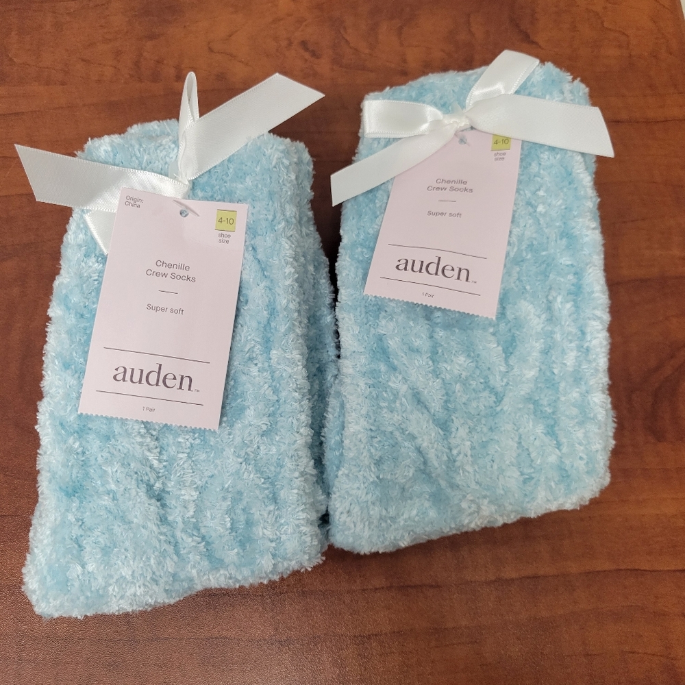 Auden Womens Blue Chenille Crew Socks  Shoe Set of 2 Size 4-10 NWT